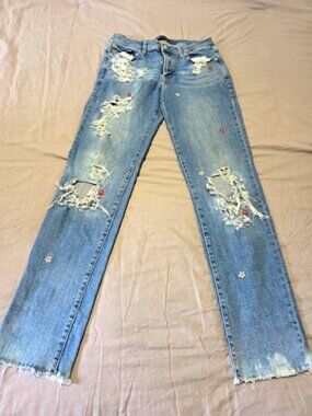 Gap Womens Girlfriend Jeans Size 28T Distressed Floral Embroidered Raw Hem Denim